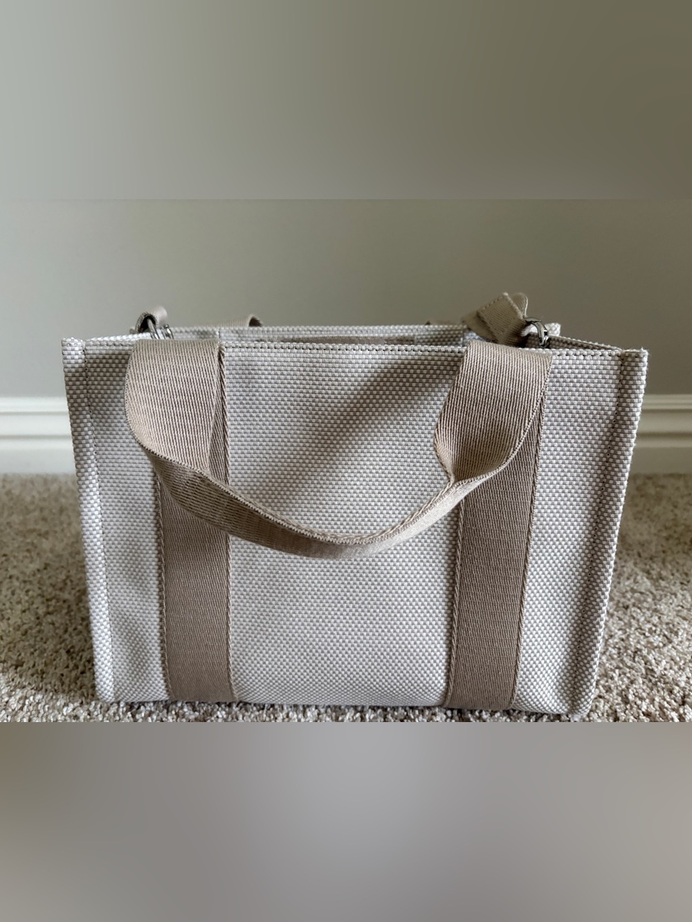 Lululemon Purse - Picture 8 of 15
